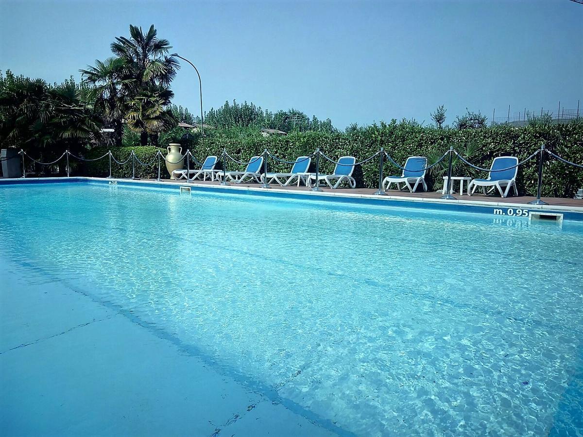 Hotel Oceano Peschiera del Garda Kültér fotó