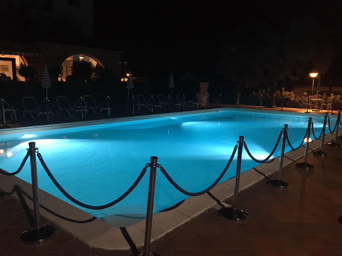 Hotel Oceano Peschiera del Garda Kültér fotó