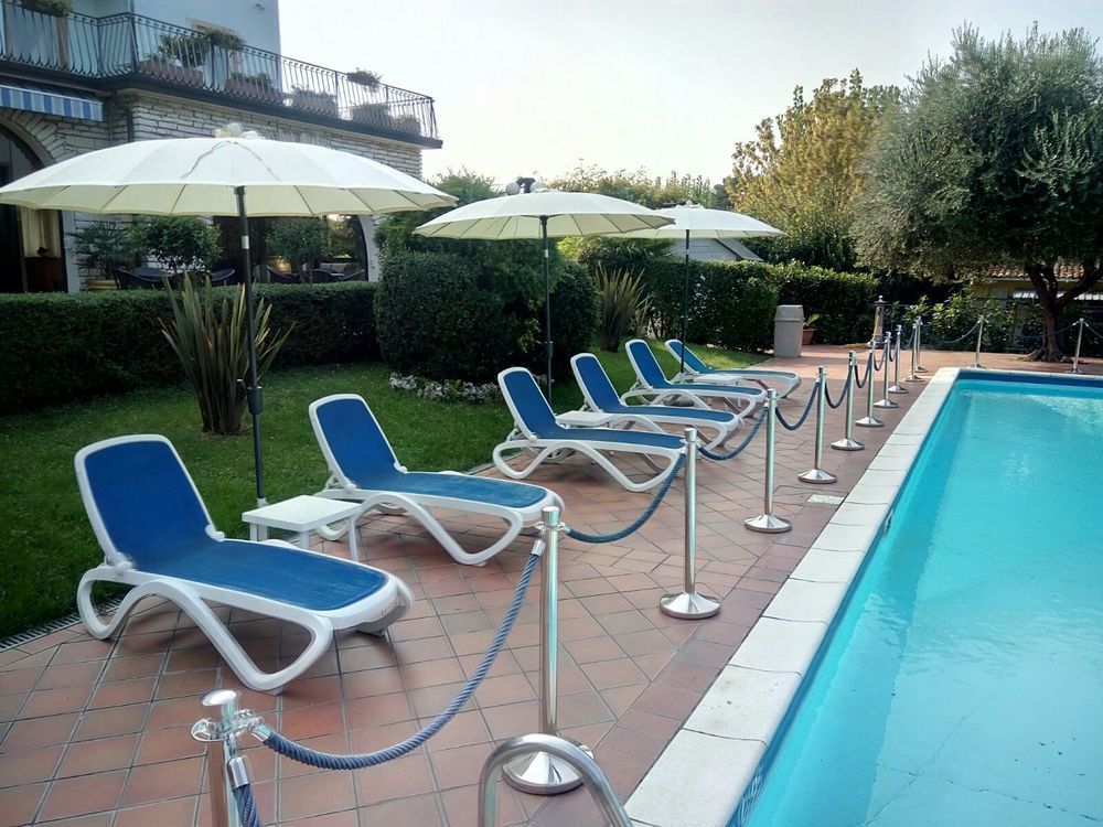 Hotel Oceano Peschiera del Garda Kültér fotó