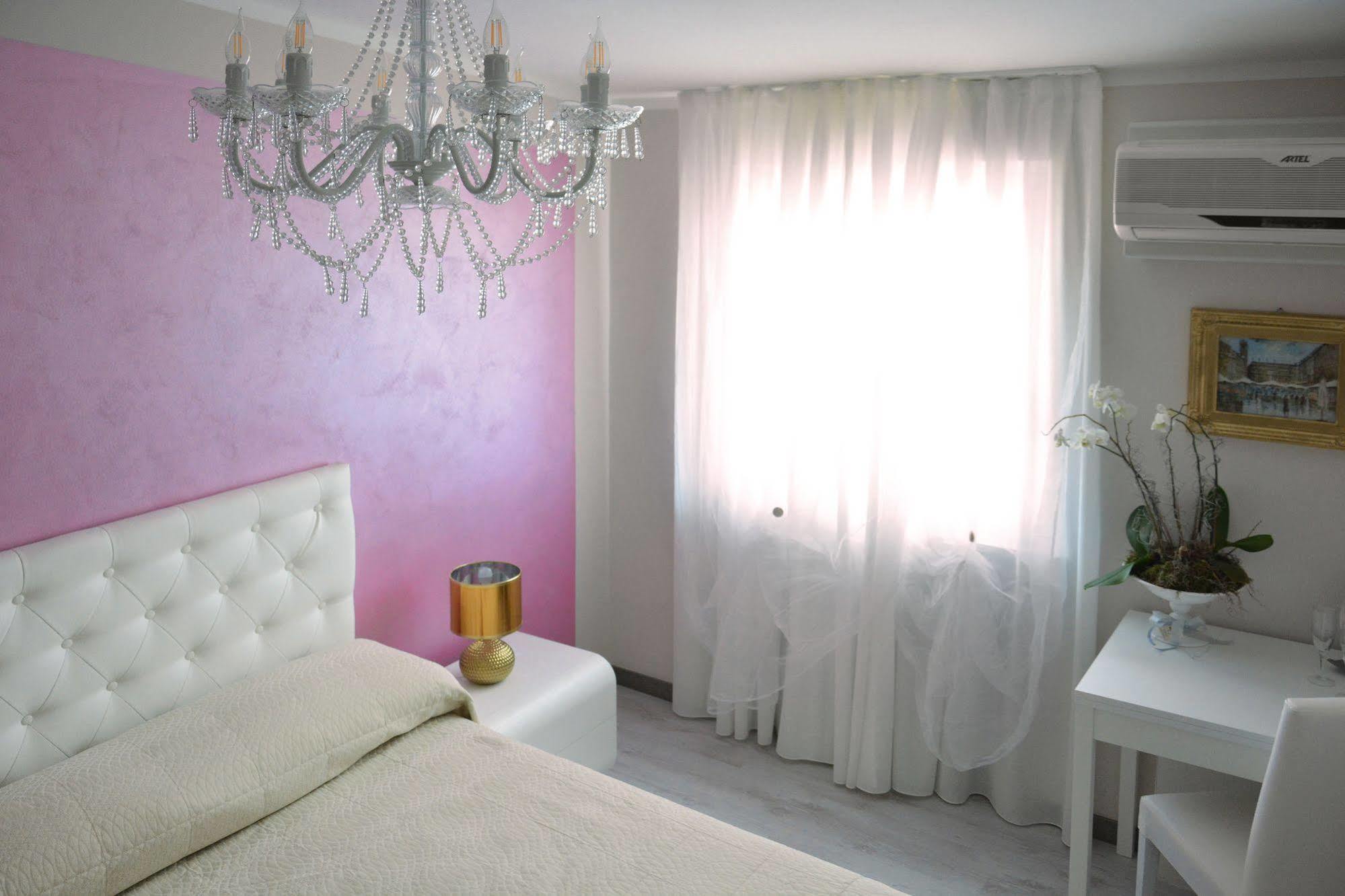 Hotel Oceano Peschiera del Garda Kültér fotó