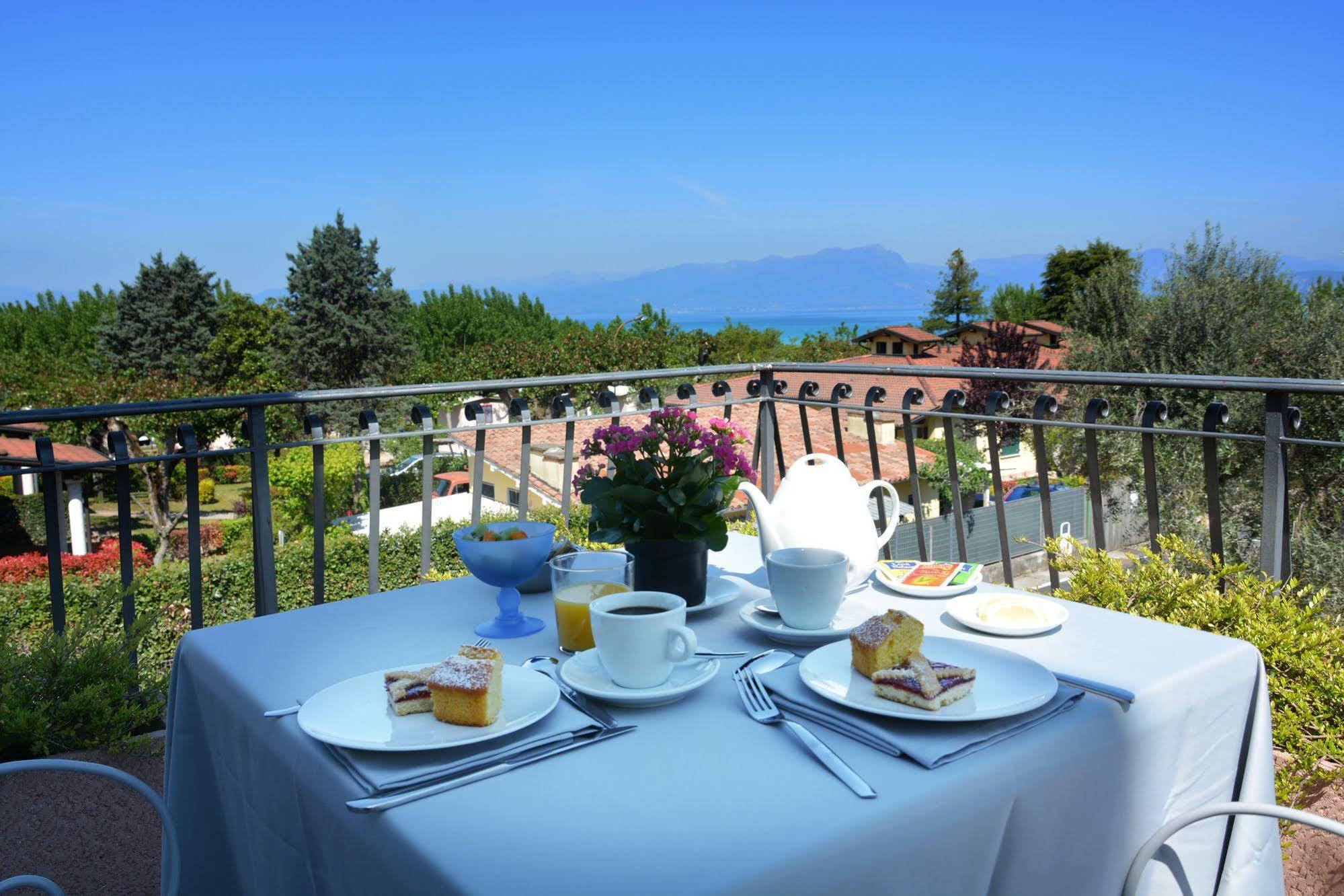 Hotel Oceano Peschiera del Garda Kültér fotó